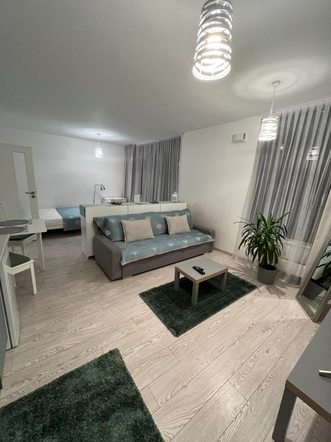 פראג Free Parking In Garage Karolina Plazza, New Cosy Studio With All You Need מראה חיצוני תמונה